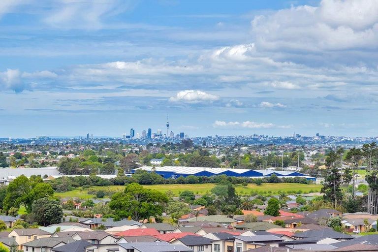 Photo of property in 200 Metcalfe Road, Ranui, Auckland, 0612
