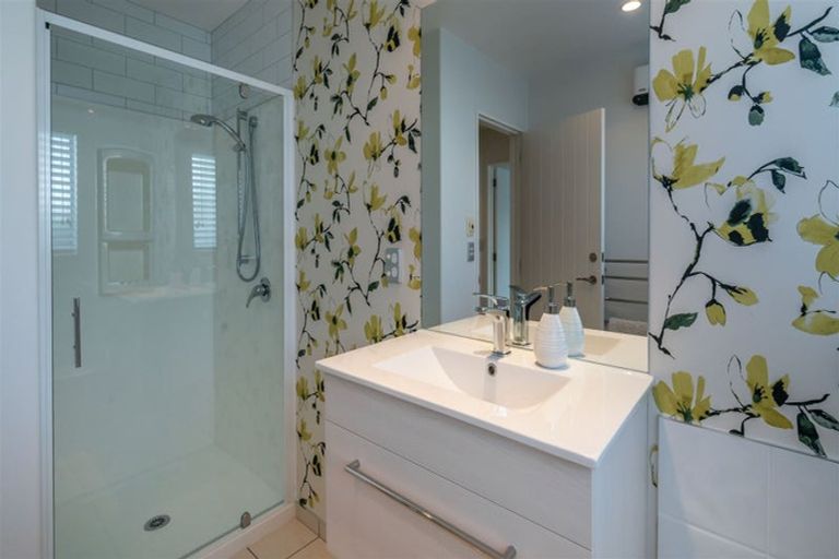Photo of property in 61 Westpark Drive, Burnside, Christchurch, 8053