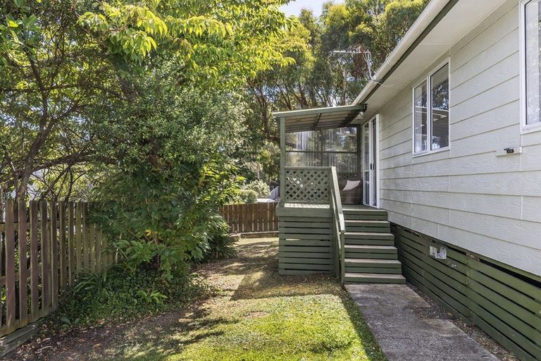 Photo of property in 21a Omapere Street, Whitby, Porirua, 5024