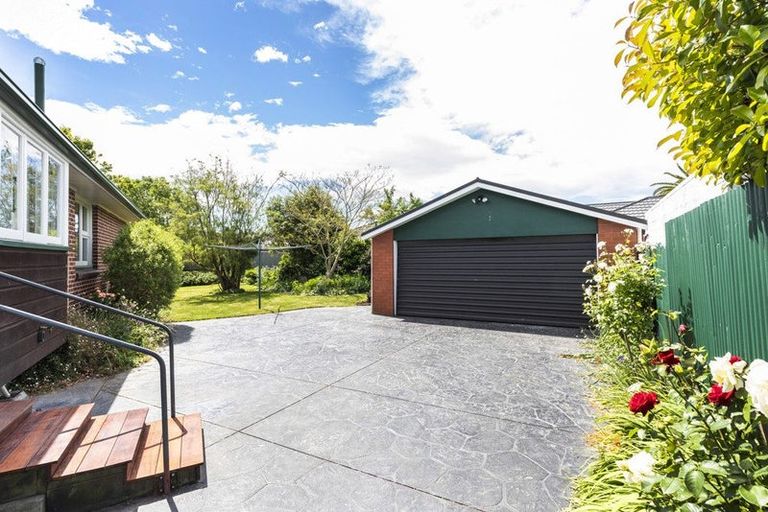Photo of property in 9 Ardmore Place, Bishopdale, Christchurch, 8053