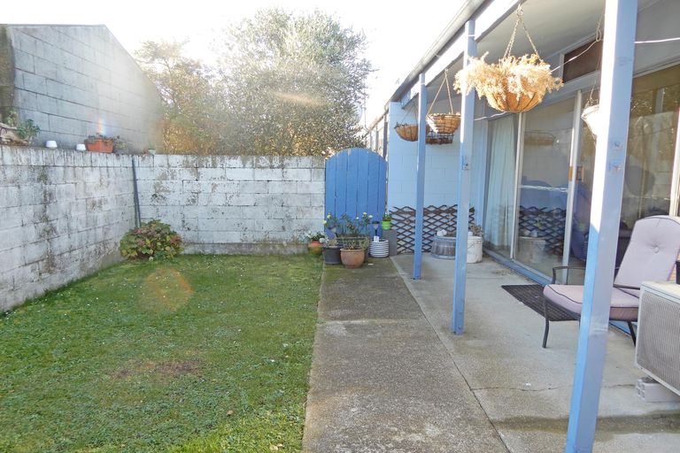 Photo of property in 3 Balmoral Street, Oamaru North, Oamaru, 9400