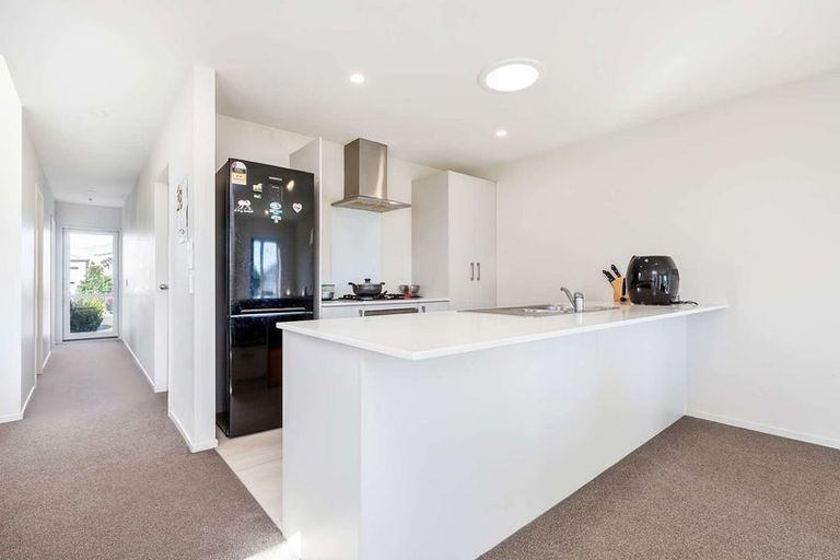 Photo of property in 21 Tribute Loop, Takanini, 2112