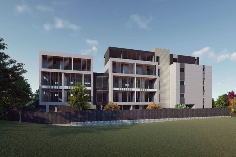 Photo of property in 18 Newington Road, Henderson, Auckland, 0612