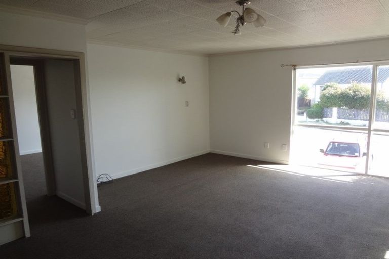 Photo of property in 27 Bucknell Street, Sockburn, Christchurch, 8042
