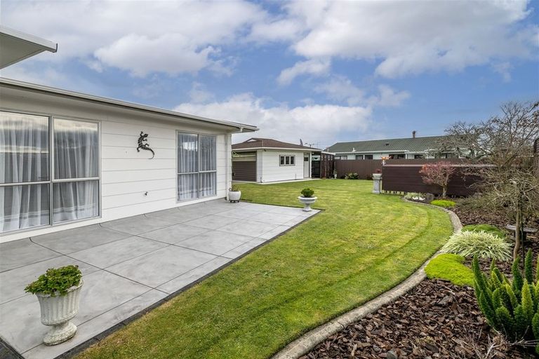 Photo of property in 3 Rimu Street, Levin, 5510