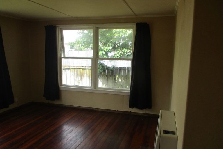 Photo of property in 14 Vincent Drive, Levin, 5510