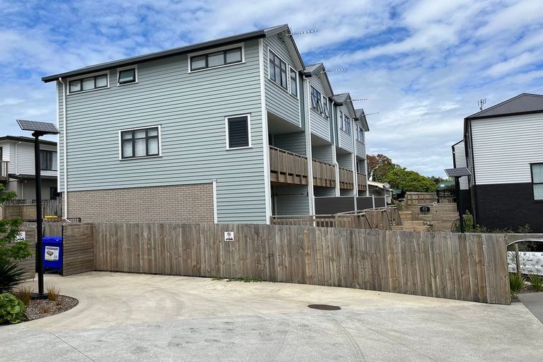 Photo of property in 29a Abercrombie Street, Howick, Auckland, 2014