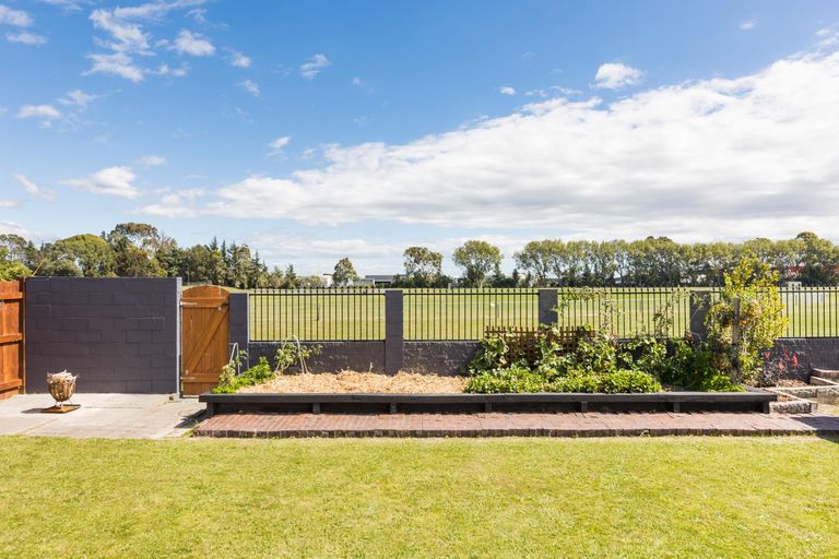 Photo of property in 41 Moyne Avenue, Milson, Palmerston North, 4414
