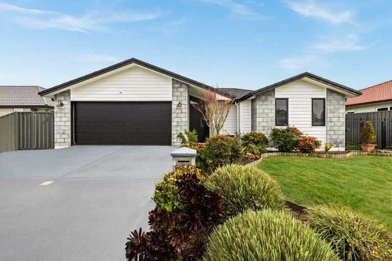 Photo of property in 11 Aparima Place, Awatoto, Napier, 4110