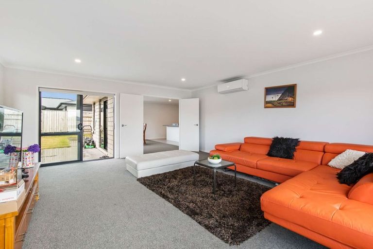 Photo of property in 6 Harding Drive, Papamoa Beach, Papamoa, 3118