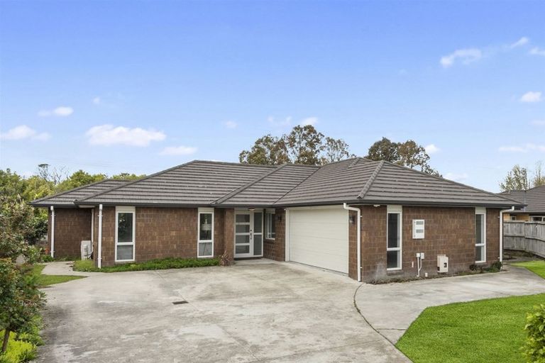 Photo of property in 210 Saint James Drive, Huntington, Hamilton, 3210