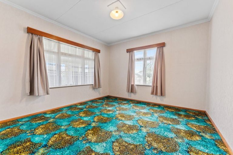 Photo of property in 26 George Street, Levin, 5510