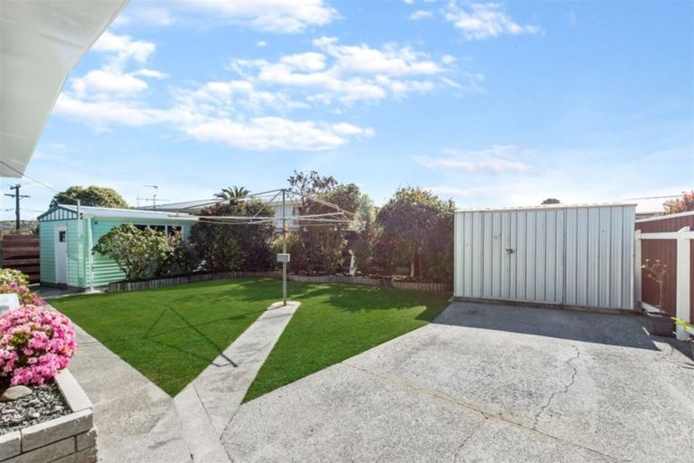 Photo of property in 1 Jay Street, Paparangi, Wellington, 6037
