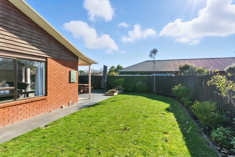 Photo of property in 3b Cobden Place, Woodend, 7610