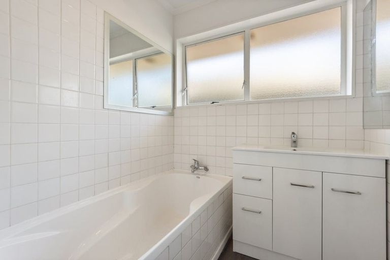 Photo of property in 22 Kawau Crescent, Bromley, Christchurch, 8062