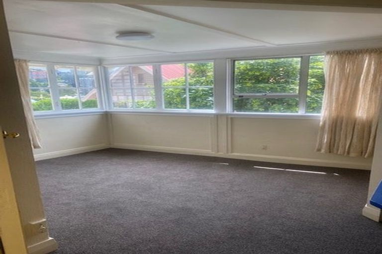 Photo of property in 9 Thompson Street, Mount Cook, Wellington, 6011