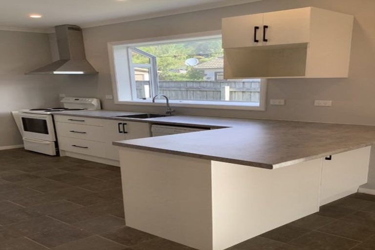 Photo of property in 105 Main Road, Wainuiomata, Lower Hutt, 5014