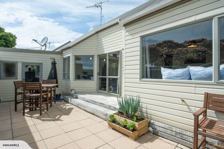 Photo of property in 30u3 Campbell Street, Frankton, Hamilton, 3204
