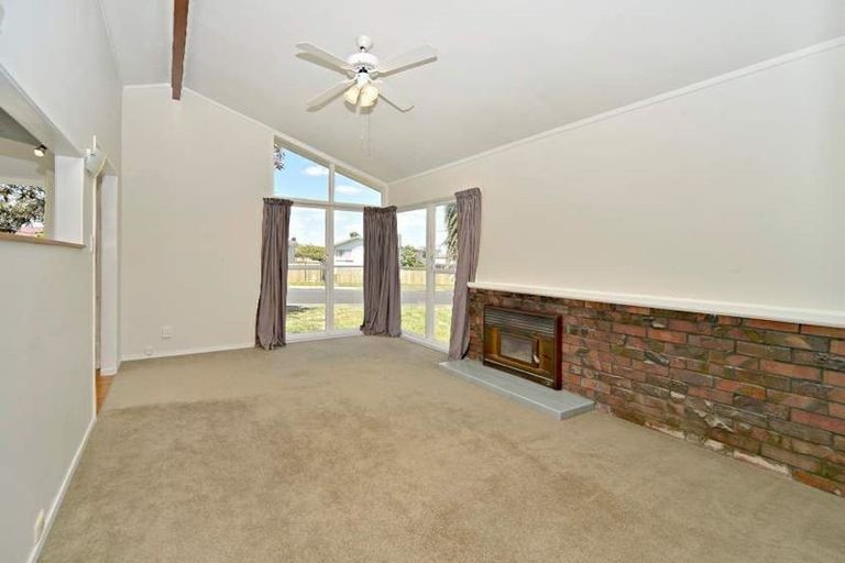 Photo of property in 19 President Avenue, Papakura, 2110