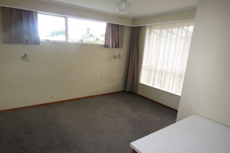 Photo of property in 90 Queen Street, Westport, 7825