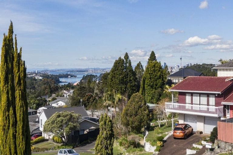 Photo of property in 15 Harper Street, Chatswood, Auckland, 0626