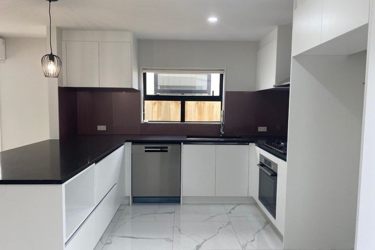 Photo of property in 9c Garth Place, Manurewa, Auckland, 2102