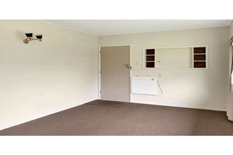 Photo of property in 17 Glen Street, Levin, 5510