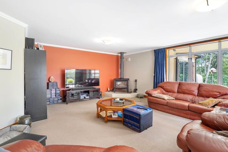 Photo of property in 29 La Lena Grove, Fitzherbert, Palmerston North, 4410