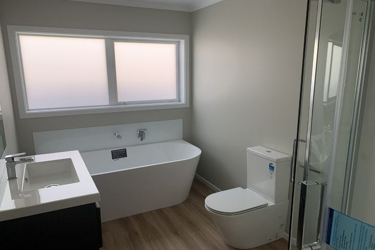 Photo of property in 34 Koru Loop, Paraparaumu, 5032