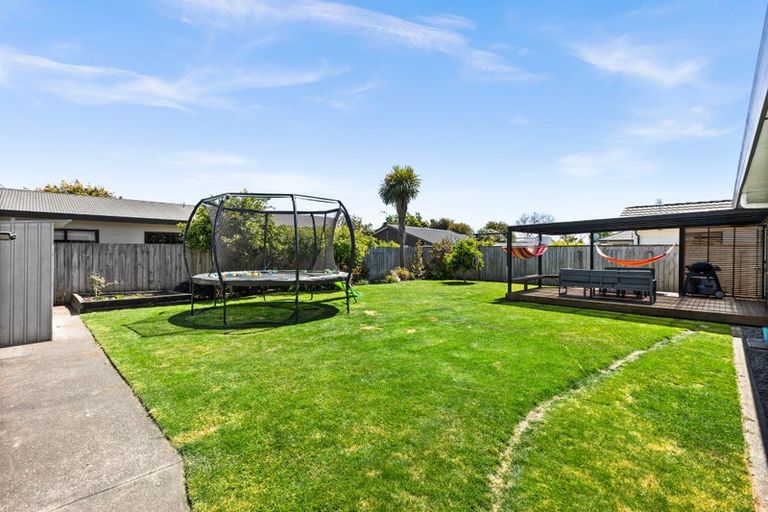 Photo of property in 8 Bucksburn Place, Greenmeadows, Napier, 4112