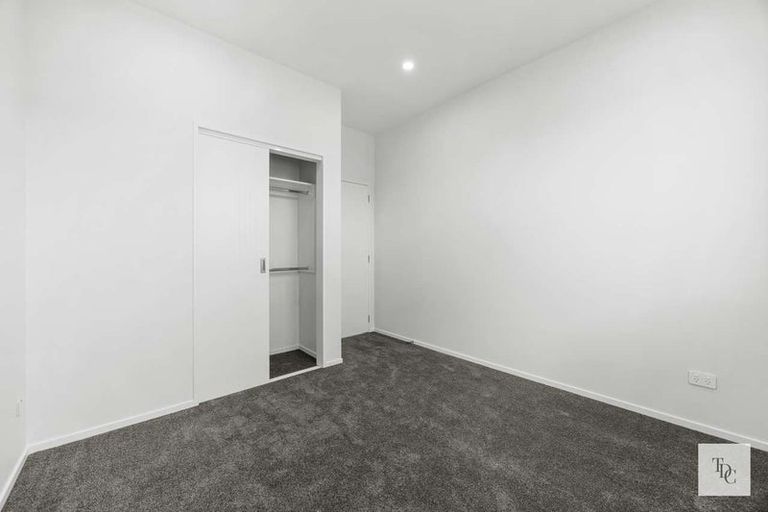 Photo of property in 39 Tributary Parade, Karaka, 2113