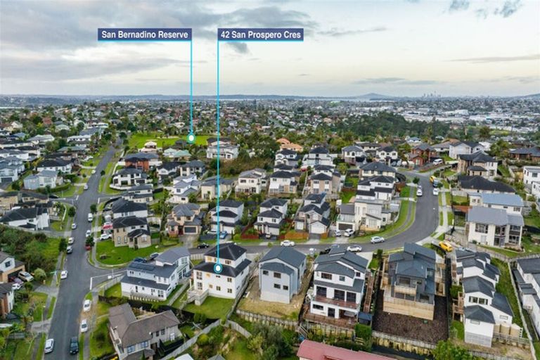Photo of property in 42 San Prospero Crescent, Henderson, Auckland, 0612