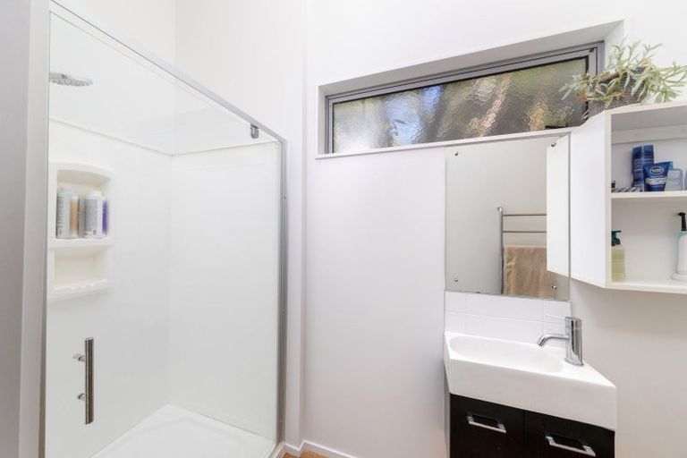 Photo of property in 32 Mount Marua Way, Timberlea, Upper Hutt, 5018