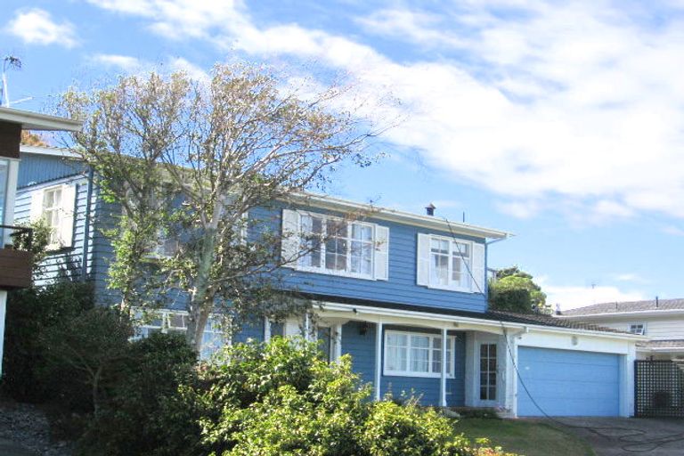 Photo of property in 34 Rama Crescent, Khandallah, Wellington, 6035