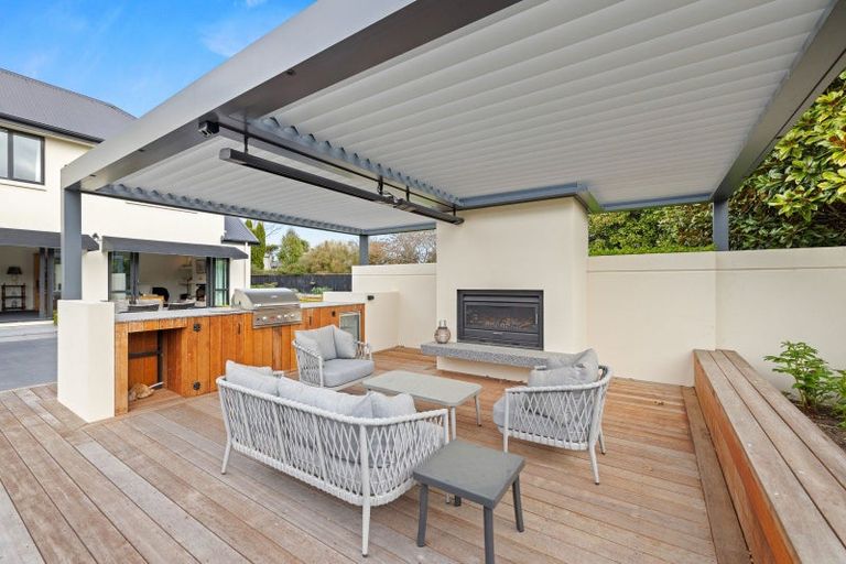 Photo of property in 51 Lewisham Park, St Albans, Christchurch, 8052