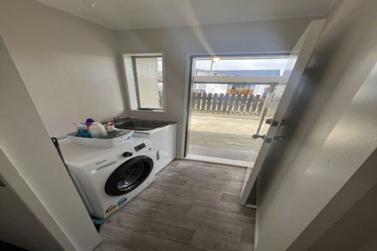 Photo of property in 13 Balmoral Street, Levin, 5510