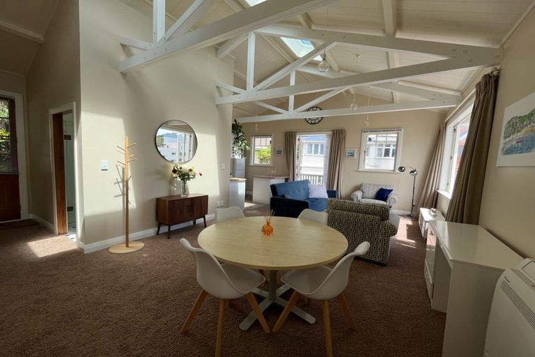 Photo of property in 13 Grass Street, Oriental Bay, Wellington, 6011