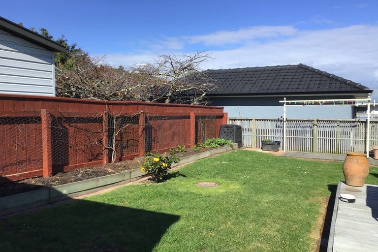 Photo of property in 1 Titoki Street, Stoke, Nelson, 7011