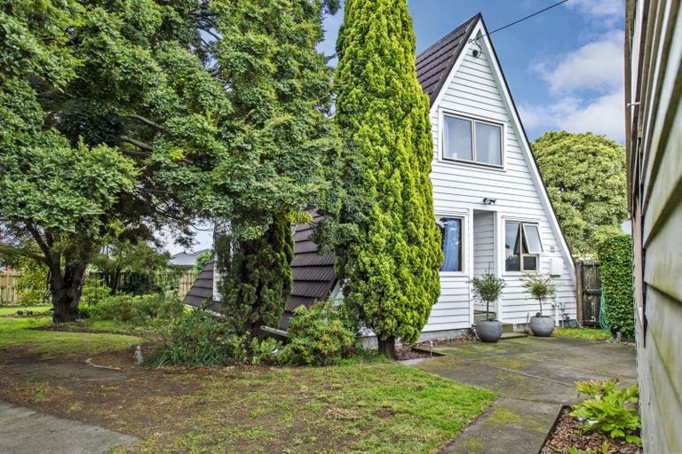 Photo of property in 12 Brookside Road, Rolleston, 7614