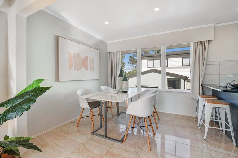 Photo of property in 3 Gladys Avenue, Glenfield, Auckland, 0629