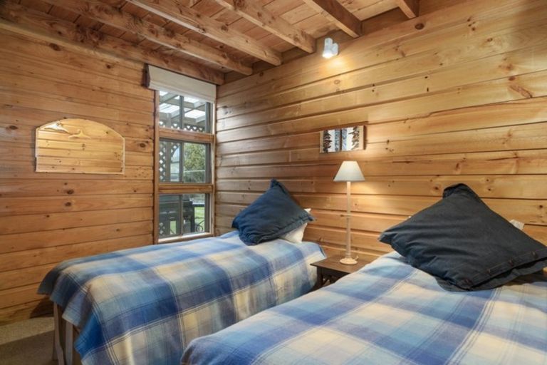 Photo of property in 198-200 Maungakotukutuku Road, Paraparaumu, 5032