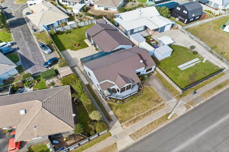Photo of property in 204 Martyn Road, Whangamata, 3620