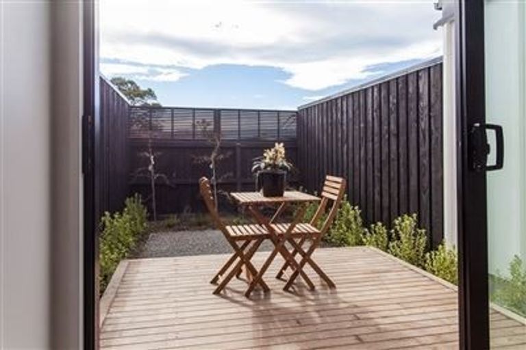 Photo of property in 1036e Colombo Street, St Albans, Christchurch, 8014