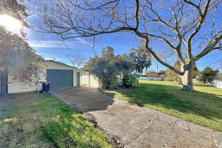 Photo of property in 80 Diaz Drive, Flaxmere, Hastings, 4120