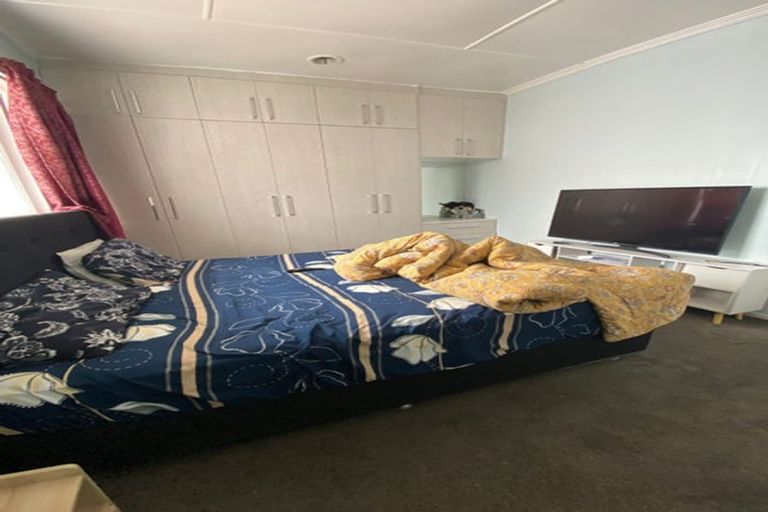 Photo of property in 27a Central Avenue, Papatoetoe, Auckland, 2025