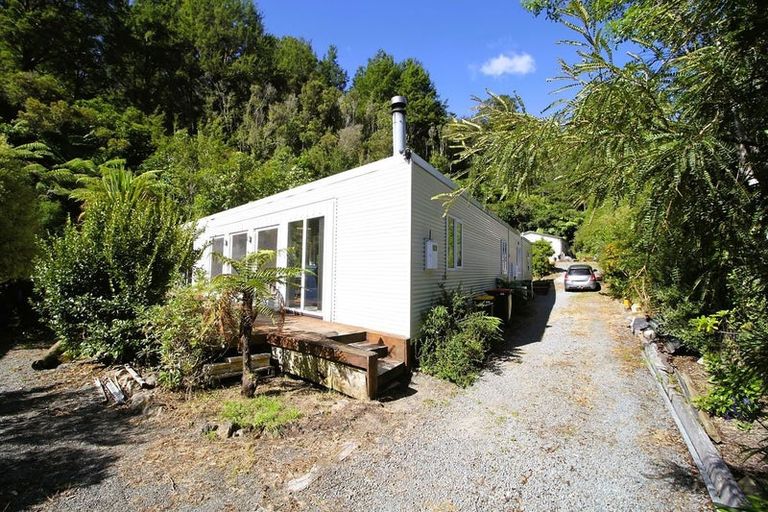 Photo of property in 97 Tawhai Street, Stokes Valley, Lower Hutt, 5019