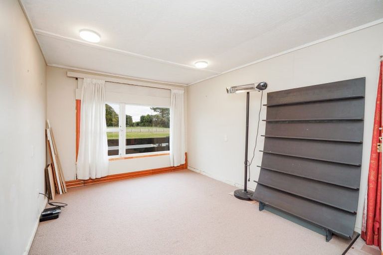 Photo of property in 254 Dunns Road, Otatara, Invercargill, 9879