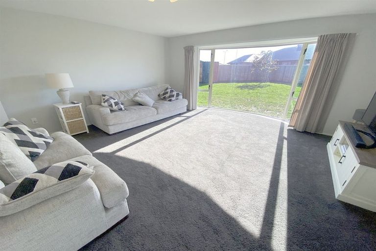 Photo of property in 6 Claw Place, Rolleston, 7615