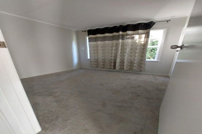 Photo of property in 38 Eddowes Street, Manurewa, Auckland, 2102