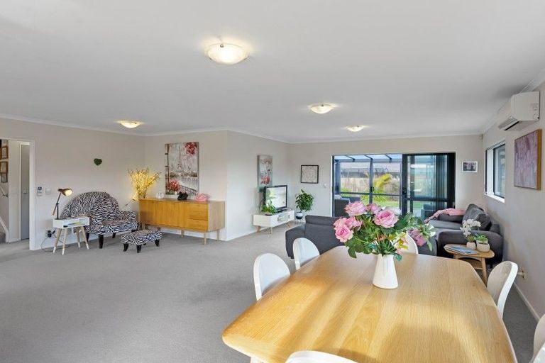Photo of property in 9 Ludlam Way, Otaki, 5512